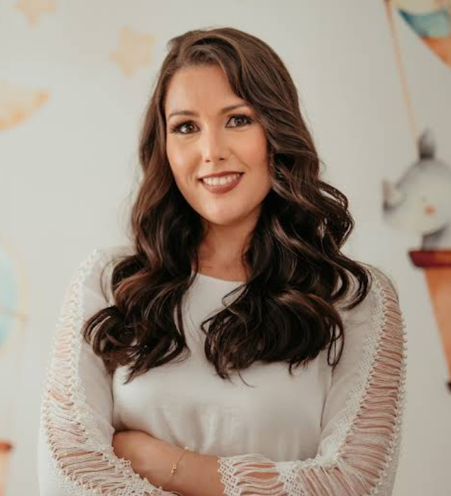 Dra. Fernanda Souza